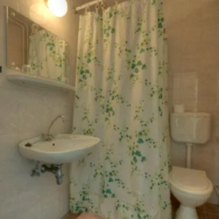 Retro Nadas Vendeghaz 3* Balatonlelle